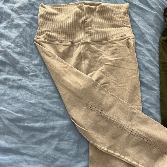 Free People Movement Grey High Waisted Leggings and Movement Bra SET XS/S - Picture 11 of 15